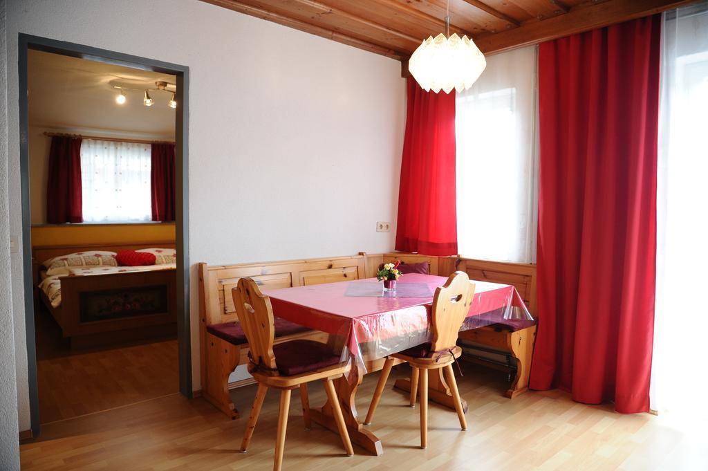 에벤돌프 Fruehstueckspension Lach B&B 객실 사진